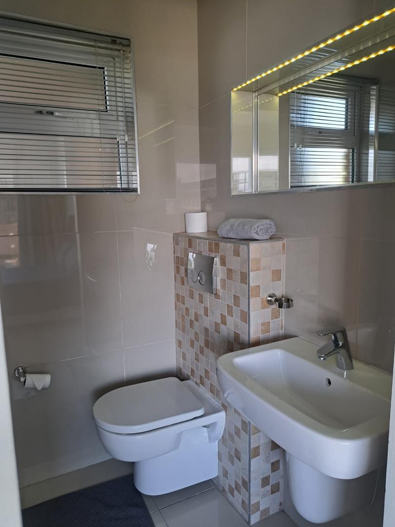 To Let 0 Bedroom Property for Rent in Green Point Western Cape